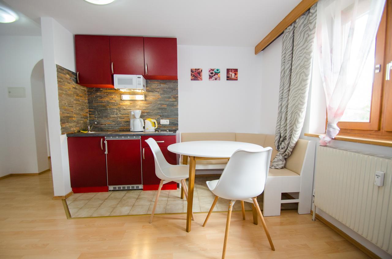 Apartment House Near The Lake Цел ам Зее Екстериор снимка